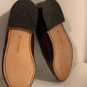 Allen Edmonds NWOT Maxfield loafer Color Merlot/Burgundy. Quality comfort.NEW Allen Edmonds | Shoes | Allen Edmonds Nwot Maxfield Loafer  main image 3